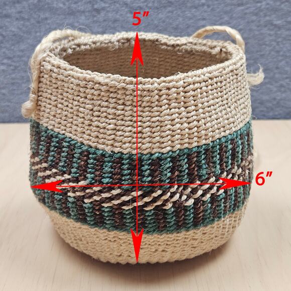 Vintage Hand Woven Milulu Grass Beige Green Blue Basket Kitchen Storage Planter - Picture 7 of 7